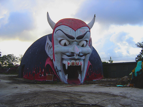 "Devil's Inferno Ride at the Miracle Strip Amusement Park, January 3, 2014 Source: Alyse Wax